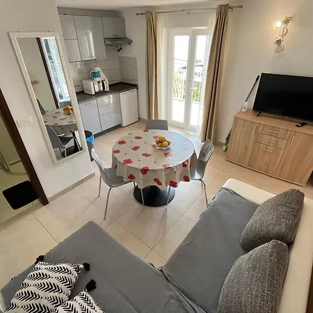 Apartament Nede